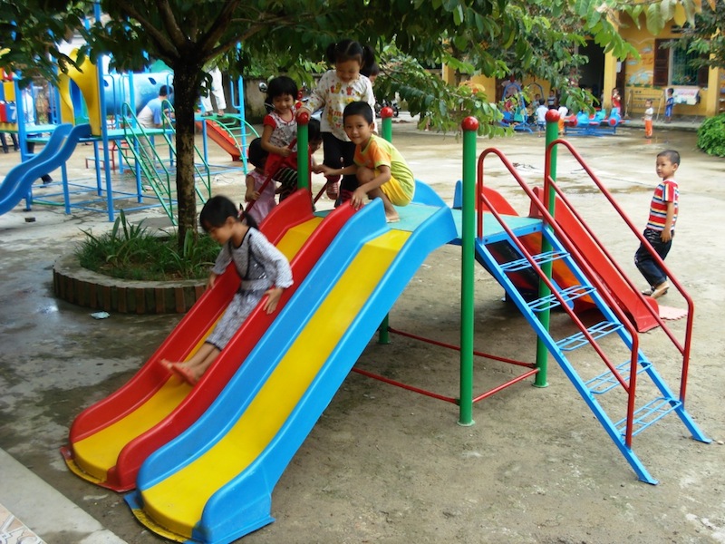 Cầu trượt Composite FRP Cầu trượt Composite FRP